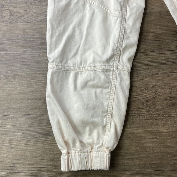 We the Free Women’s Cream High Rise Revival Cotton Denim Joggers, size XS - Picture 11 of 16